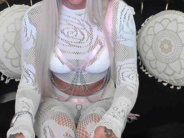 hotred69xxx webcam