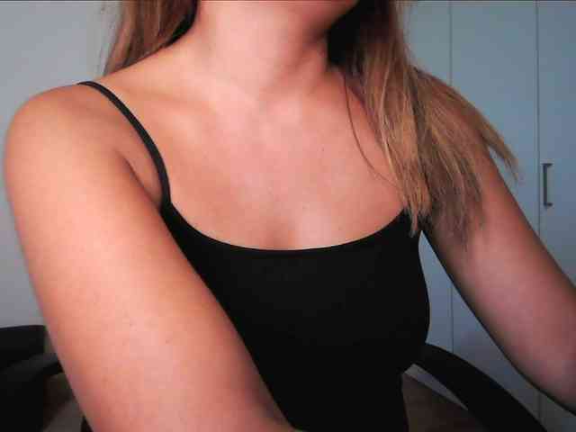 Slady-Pretty webcam