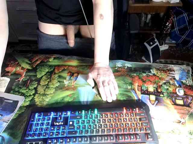 Kvazar2103 Live Webcam on BongaCams