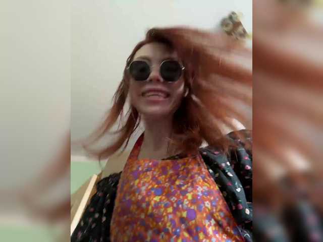 Magic-Alice's BongaCams show and profile