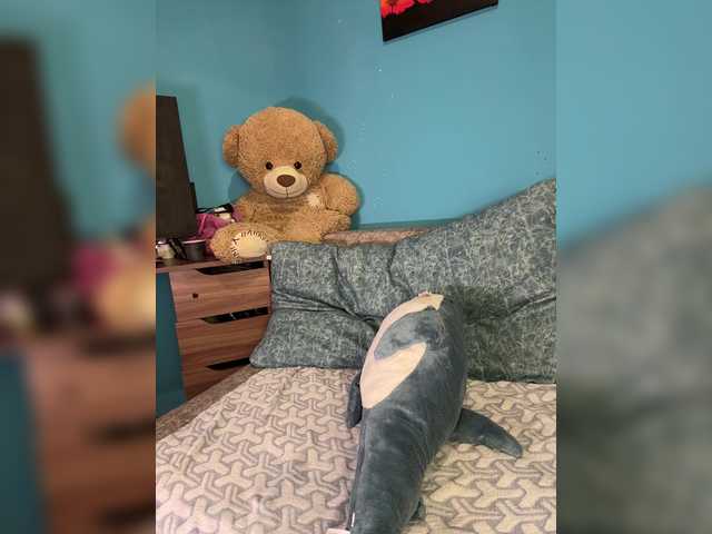 Magic-Alice's BongaCams show and profile