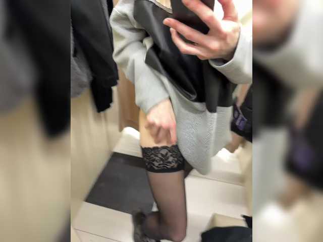 Magic-Alice's BongaCams show and profile