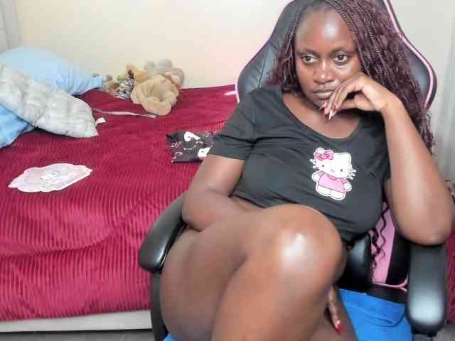 Trizzytariaa webcam