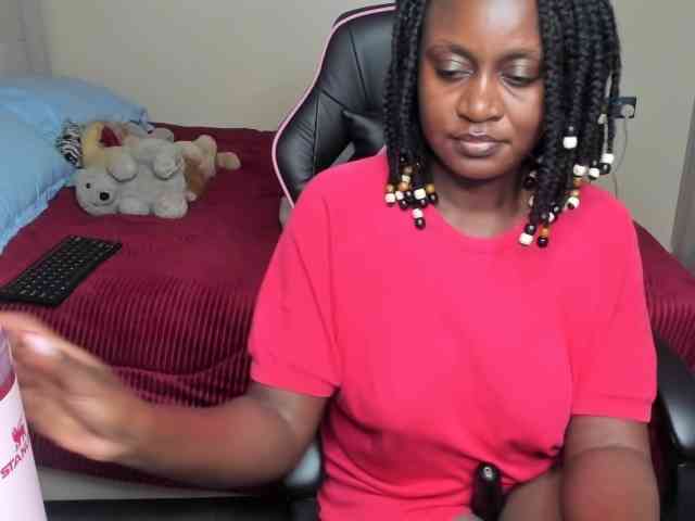 Trizzytariaa webcam