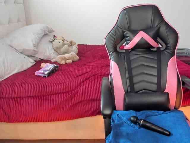 Trizzytariaa webcam