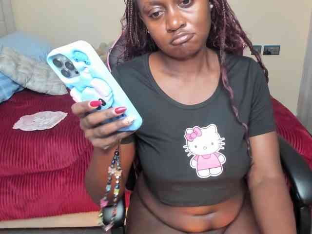 Trizzytariaa webcam