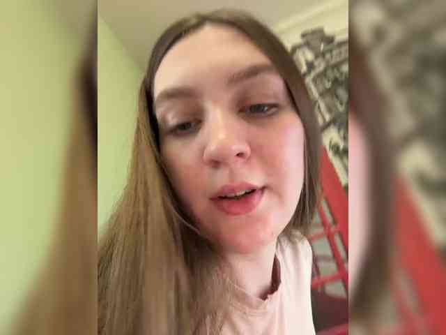 CyrilaPuff webcam