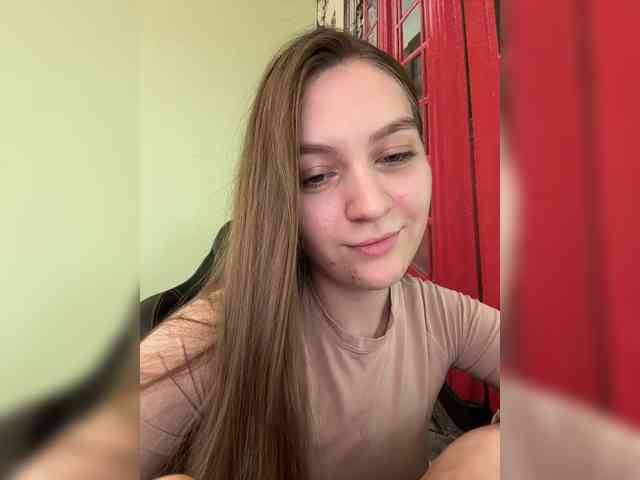 CyrilaPuff webcam