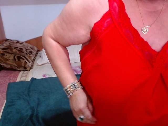 SweetMommaX webcam bongacams model stream image