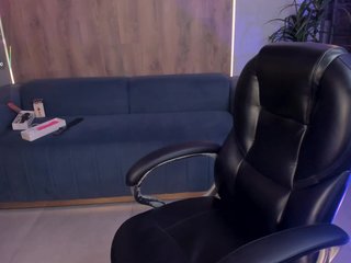 SophieBarnett Porn Show