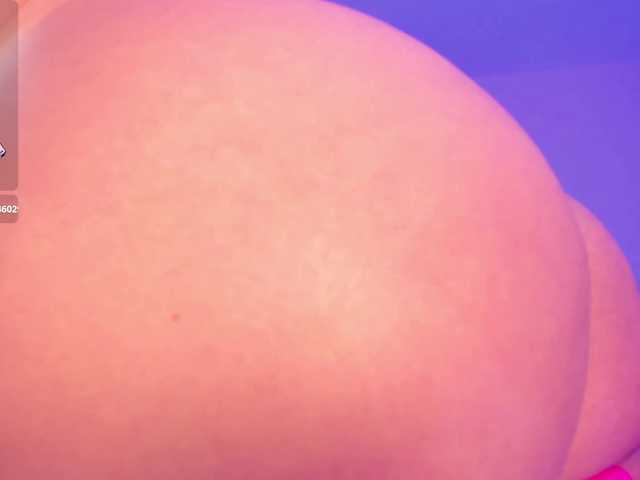 SophieBarnett's BongaCams show and profile