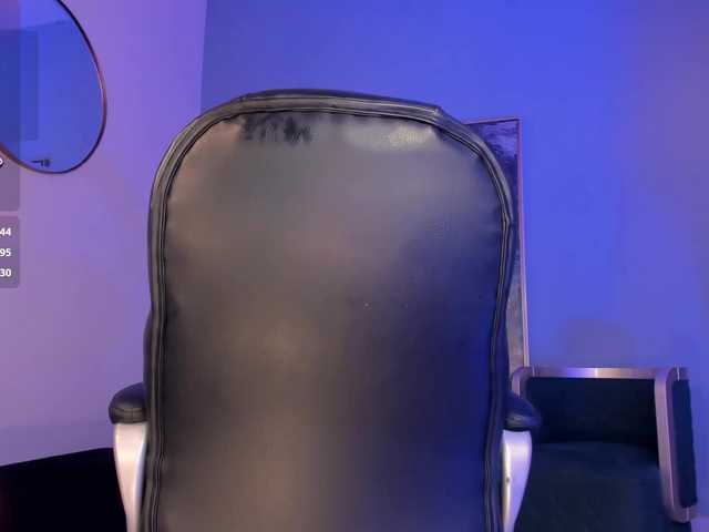 SophieBarnett's BongaCams show and profile