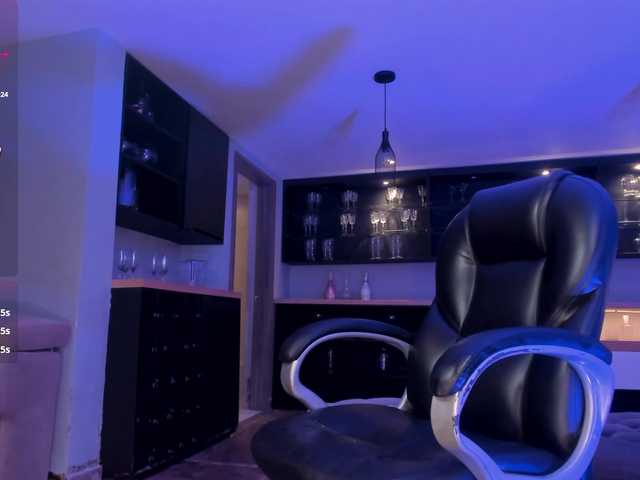 SophieBarnett's BongaCams show and profile