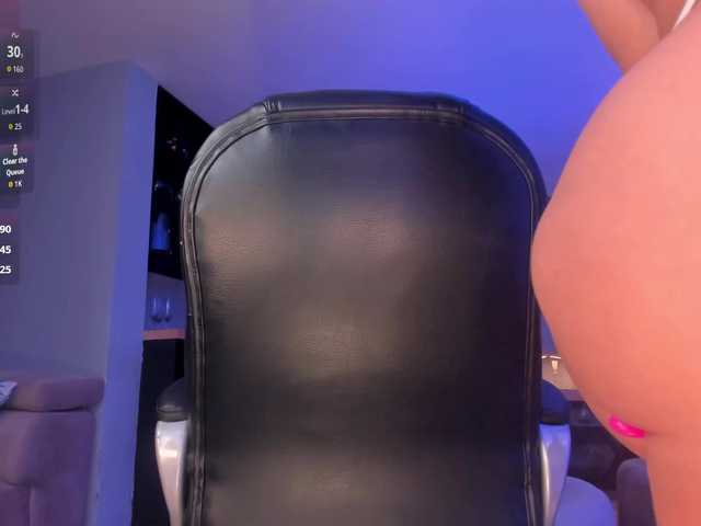 SophieBarnett's BongaCams show and profile