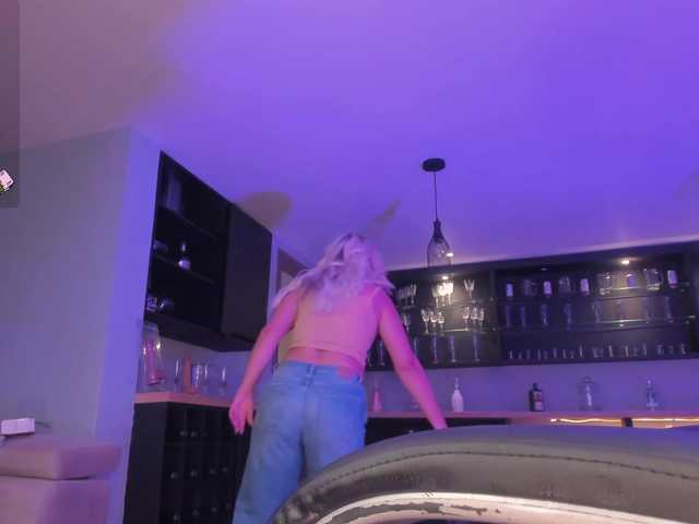 SophieBarnett from BongaCams is Freechat