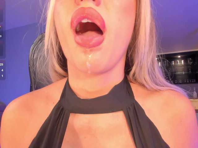  SophieBarnett chat room