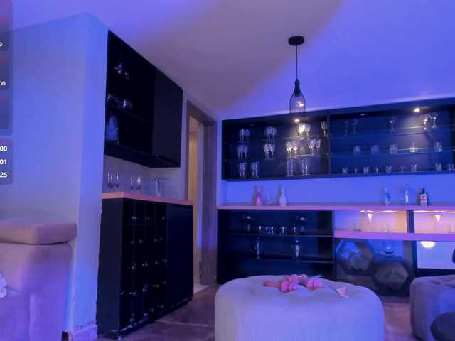 SophieBarnett's BongaCams show and profile