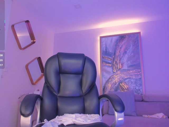 SophieBarnett's BongaCams show and profile