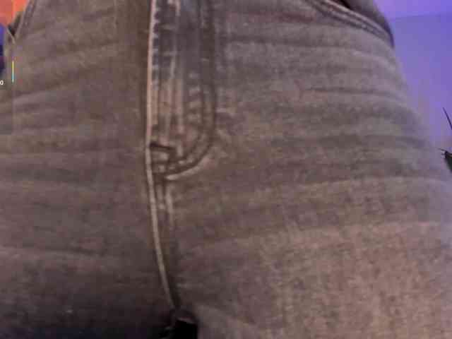 SophieBarnett webcam