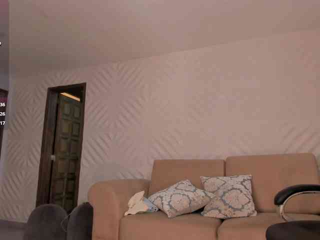 SophieBarnett webcam