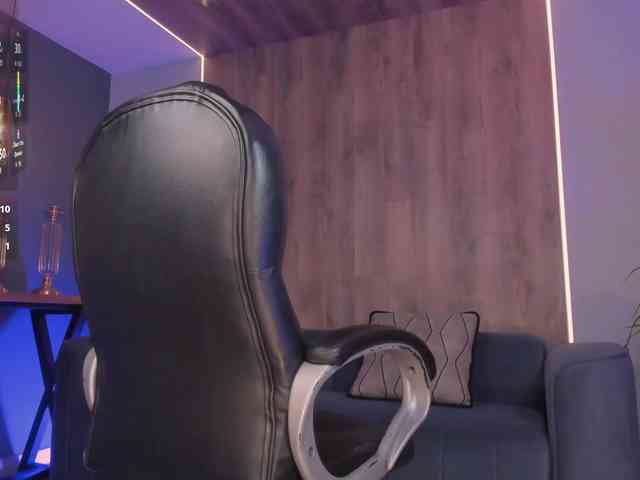 SophieBarnett webcam