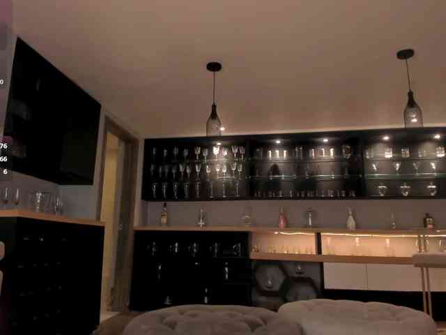 SophieBarnett webcam