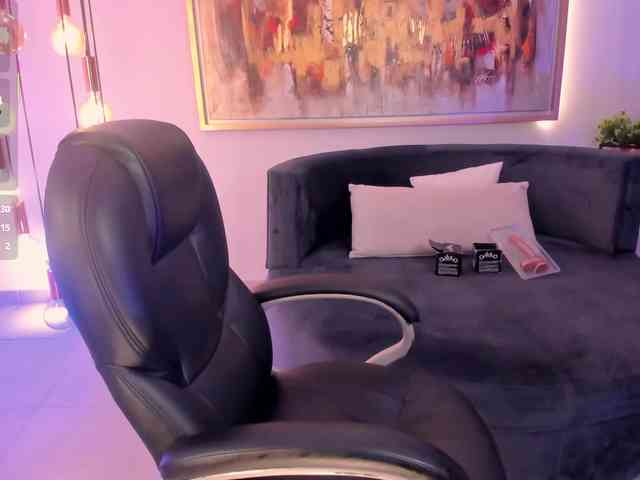 SophieBarnett webcam