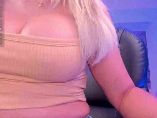 SophieBarnett webcam