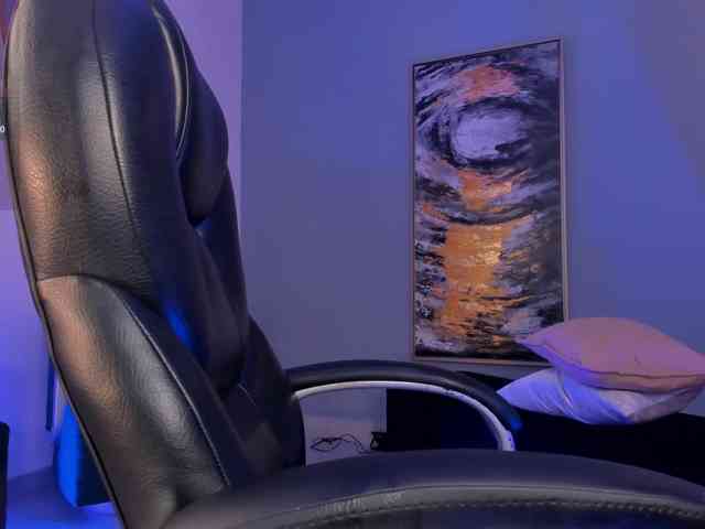 SophieBarnett webcam
