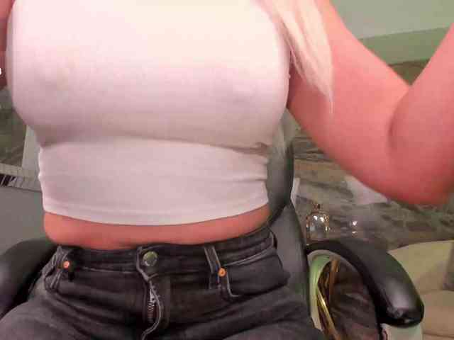 SophieBarnett webcam