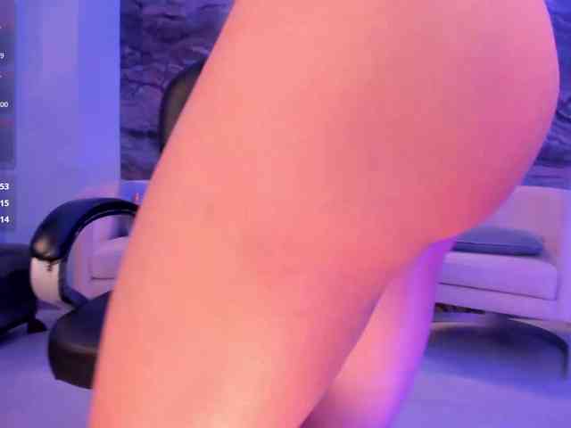 SophieBarnett webcam