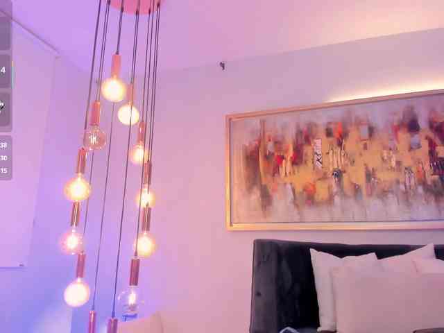 SophieBarnett webcam