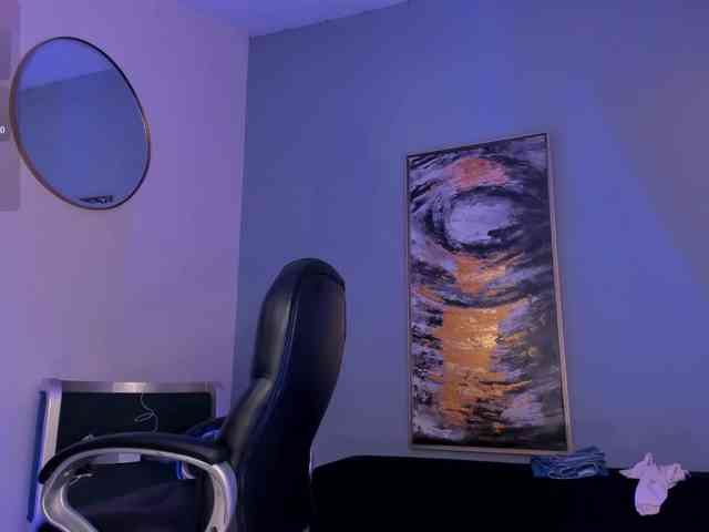 SophieBarnett webcam