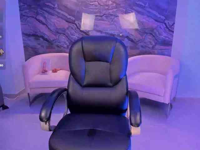 SophieBarnett webcam