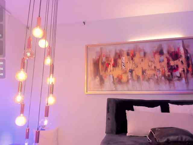 SophieBarnett webcam