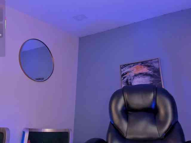 SophieBarnett webcam