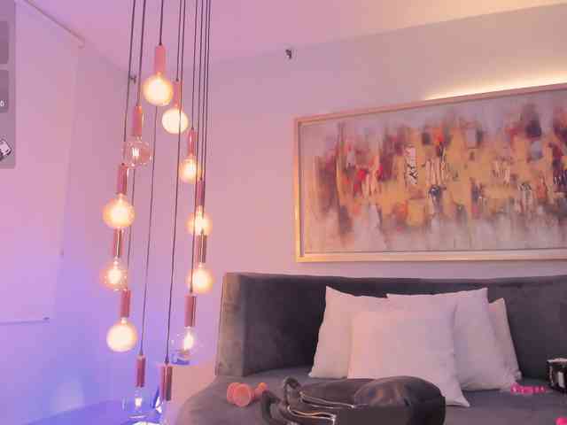 SophieBarnett webcam