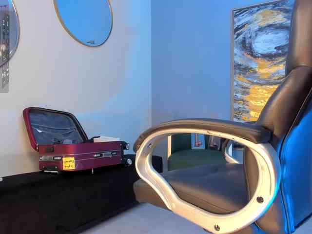 SophieBarnett webcam