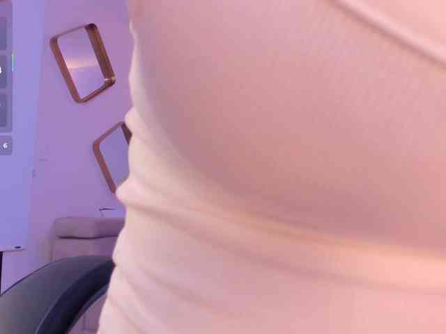 SophieBarnett webcam