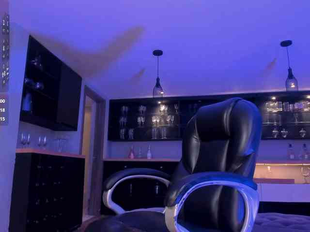 SophieBarnett webcam