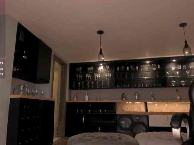 SophieBarnett webcam