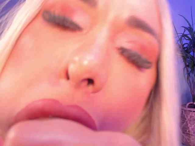 SophieBarnett webcam