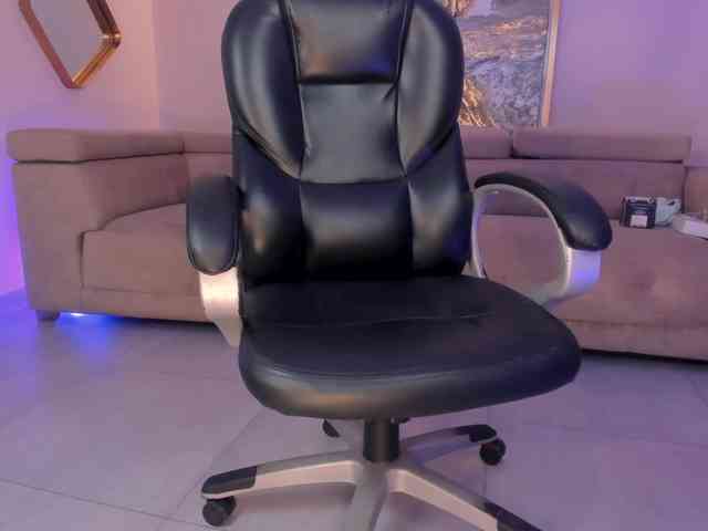 SophieBarnett webcam