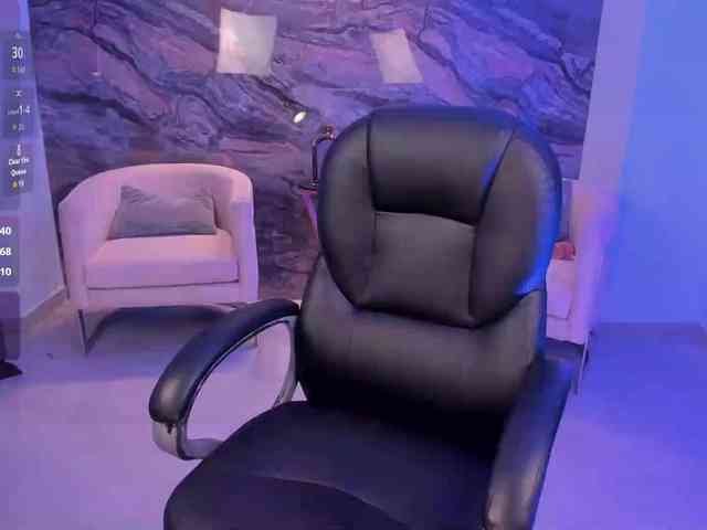 SophieBarnett webcam