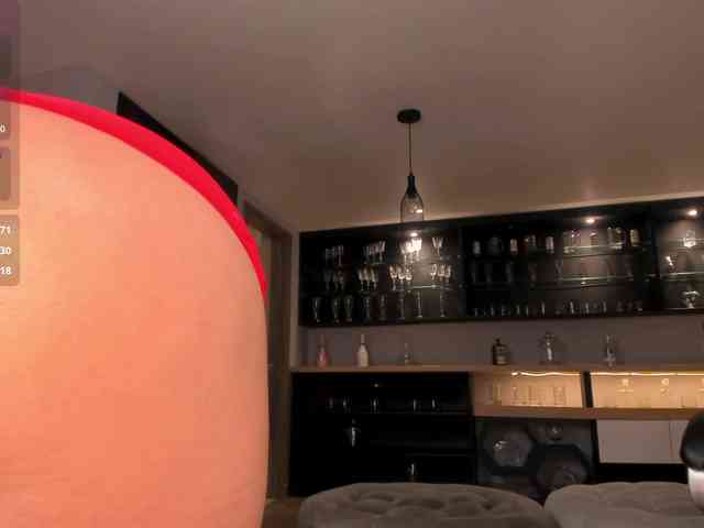 SophieBarnett webcam