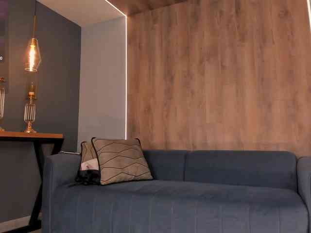 SophieBarnett webcam