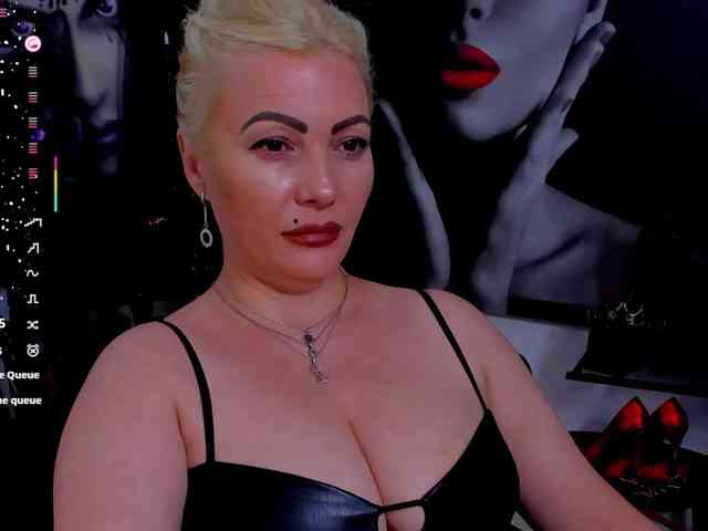Mistress-Marilyn webcam
