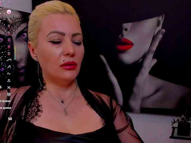 Mistress-Marilyn webcam