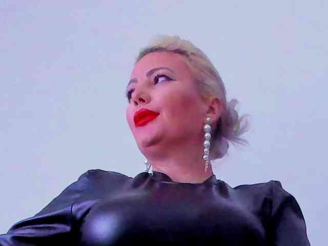 Mistress-Marilyn webcam