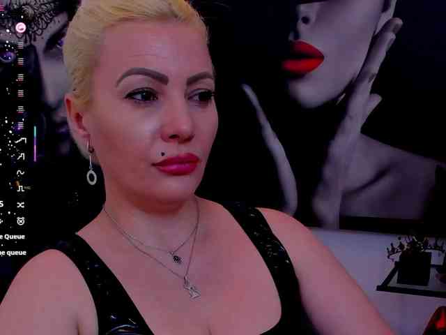 Mistress-Marilyn webcam
